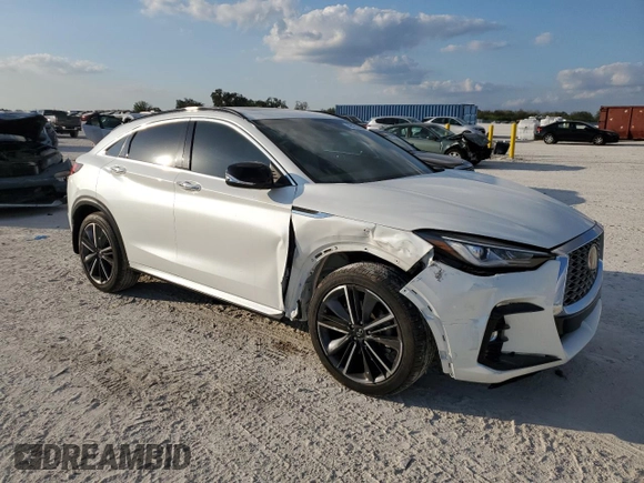 2023 Infiniti QX55 Luxe z VIN 3PCAJ5JR2PF124617, wystawiony jako Copart lot #43181985 z przebiegiem 12 809 mil mil oraz Nie do naprawy • Non repairable. Historia ofert i sprzedaży dostępna na DreamBid. Obrazek 4.