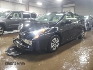 2018 Toyota Prius Two with VIN JTDKARFU3J3549423, listed as a Copart auction lot 46845505 with 82,485 mi miles and Salvage Title. Bid and sale history available at carsss.com. Image 1.