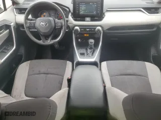 2019 Toyota RAV4 XLE with VIN JTMP1RFV5KD502131, listed as a Copart auction lot 44946185 with 90,674 mi miles and Salvage Title. Bid and sale history available at carsss.com. Image 8.