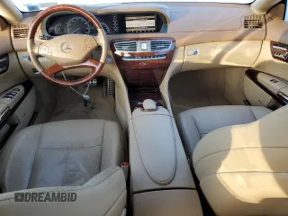 2012 Mercedes-Benz CL-Class CL 550 with VIN WDDEJ9EBXCA028345, listed as a Copart auction lot 84938744 with 40,537 mi miles and Salvage Title. Bid and sale history available at carsss.com. Image 8.