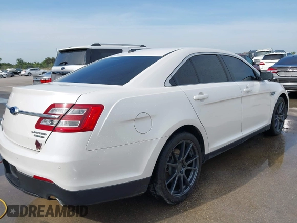 2015 Ford Taurus Limited z VIN 1FAHP2F83FG182936, wystawiony jako IAAI lot #42255917 z przebiegiem 138 966 mil mil oraz . Historia ofert i sprzedaży dostępna na DreamBid. Obrazek 4.