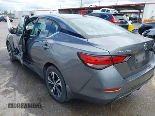 2022 Nissan Sentra SV with VIN 3N1AB8CVXNY250088, listed as a IAAI auction lot 41958028 with 36,740 mi miles and . Bid and sale history available at DreamBid. Image 3.