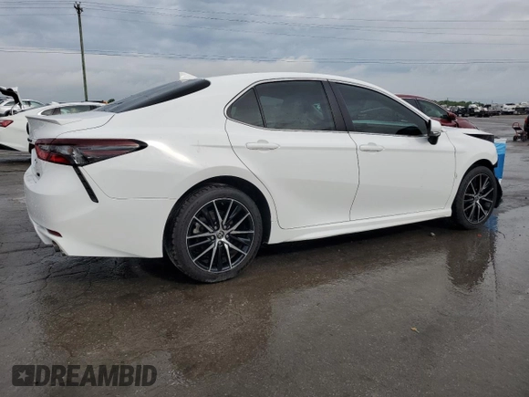 2022 Toyota Camry SE with VIN 4T1G11AK7NU682646, listed as a Copart auction lot 54264955 with 65,835 mi miles and Salvage Title. Bid and sale history available at carsss.com. Image 3.