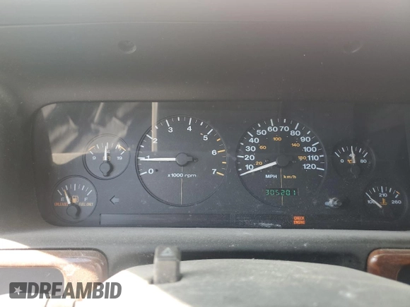 1997 Jeep Grand Cherokee Laredo with VIN 1J4GZ58S0VC501591, listed as a Copart auction lot 49289625 with 305,201 mi miles and Salvage Title. Bid and sale history available at carsss.com. Image 9.