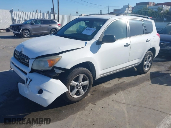 2007 Toyota RAV4 with VIN JTMZK33V275007345, listed as a IAAI auction lot 41818595 with 170,070 mi miles. Bid and sale history available at carsss.com. Image 2.