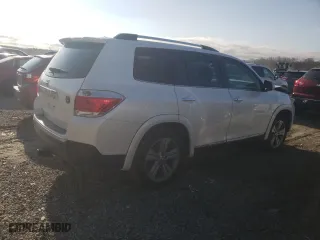 2013 Toyota Highlander Limited with VIN 5TDYK3EH5DS108646, listed as a Copart auction lot 44249265 with 131,460 mi miles and Salvage Title. Bid and sale history available at carsss.com. Image 3.