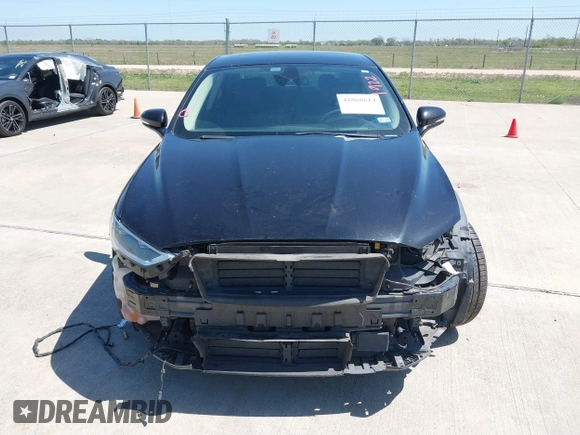 2019 Ford Fusion SEL with VIN 3FA6P0CD2KR113476, listed as a IAAI auction lot 41868614 with 86,650 mi miles. Bid and sale history available at carsss.com. Image 12.