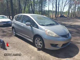2010 Honda Fit Sport с VIN JHMGE8H41AC002201, выставлен на аукционе IAAI как лот 41921899 с пробегом 241 080 миль миль и . История ставок и продаж доступна на DreamBid. Изображение 1.