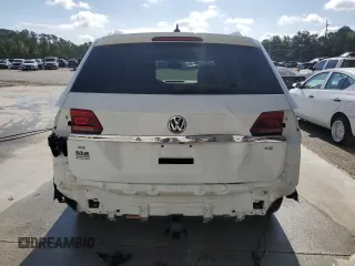 2018 Volkswagen Atlas SE with VIN 1V2CR2CA2JC532383, listed as a Copart auction lot 60138845 with 133,596 mi miles and Salvage title. Bid and sale history available at DreamBid. Image 6.