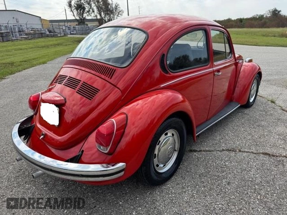 1972 Volkswagen Beetle with VIN 1122258929, listed as a Copart auction lot 42211185 with 50,758 mi miles and Clean Title. Bid and sale history available at DreamBid. Image 4.