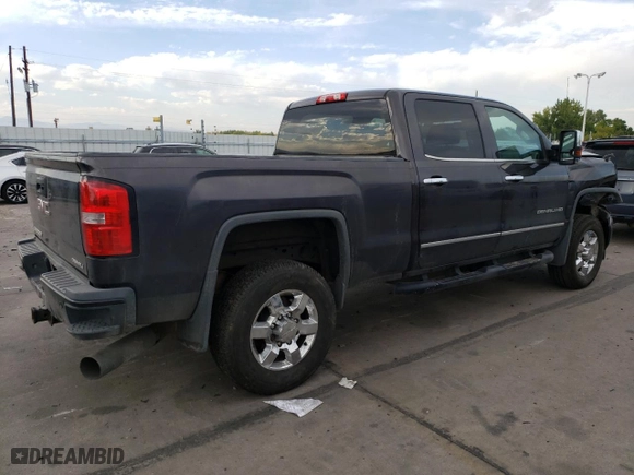 2015 GMC Sierra 2500HD Denali with VIN 1GT120E83FF603057, listed as a Copart auction lot 74940374 with 0 mi miles and Salvage Title. Bid and sale history available at carsss.com. Image 3.