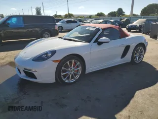 2017 Porsche 718 Boxster S z VIN WP0CB2A89HS240851, wystawiony jako Copart lot #83005304 z przebiegiem Nie podano mil oraz Nie do naprawy • Non repairable. Historia ofert i sprzedaży dostępna na DreamBid. Obrazek 1.