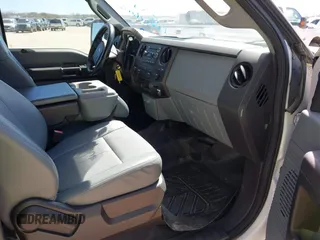 2016 Ford F-250 XLT z VIN 1FT7X2A60GEA90448, wystawiony jako IAAI lot #41778974 z przebiegiem 201 315 mil mil oraz . Historia ofert i sprzedaży dostępna na DreamBid. Obrazek 5.