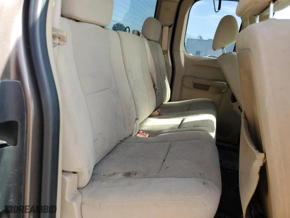 2007 Chevrolet Silverado 1500 LT w/1LT with VIN 1GCEC19J47E583877, listed as a Copart auction lot 54239315 with 168,457 mi miles and Clean Title. Bid and sale history available at carsss.com. Image 10.