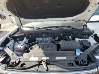 2025 Volkswagen Atlas SE z VIN 1V2JE2CA4SC205357, wystawiony jako Copart lot #51688695 z przebiegiem 4 355 mil mil oraz Szkoda całkowita • Salvage title. Historia ofert i sprzedaży dostępna na DreamBid. Obrazek 12.