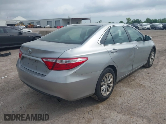 2015 Toyota Camry XLE z VIN 4T4BF1FK3FR481404, wystawiony jako IAAI lot #42131671 z przebiegiem 108 408 mil mil oraz . Historia ofert i sprzedaży dostępna na DreamBid. Obrazek 4.
