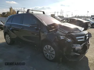 2015 Mercedes-Benz B with VIN WDDVP9AB6FJ004293, listed as a Copart auction lot 73193382 with 85,689 mi miles. Bid and sale history available at carsss.com. Image 4.