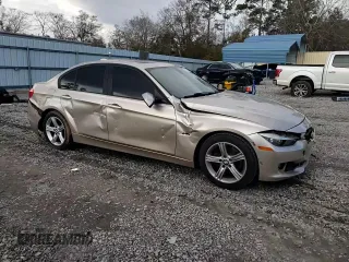 2013 BMW 3 Series 328i z VIN WBA3C1C55DF444427, wystawiony jako Copart lot #43200905 z przebiegiem 188 742 mil mil oraz Szkoda całkowita • Salvage title. Historia ofert i sprzedaży dostępna na DreamBid. Obrazek 10.