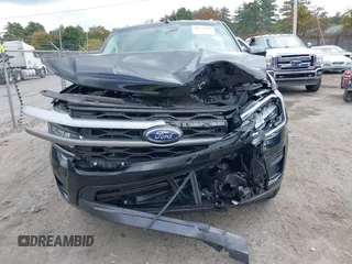2024 Ford Expedition Max XLT with VIN 1FMJK1J86REA27207, listed as a IAAI auction lot 40331929 with 25,951 mi miles and . Bid and sale history available at DreamBid. Image 6.
