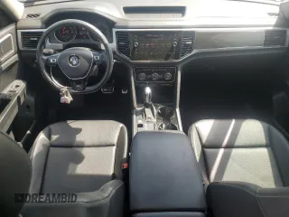 2018 Volkswagen Atlas SEL z VIN 1V2SR2CA4JC583122, wystawiony jako Copart lot #52748205 z przebiegiem 86 071 mil mil oraz Szkoda całkowita • Salvage title. Historia ofert i sprzedaży dostępna na DreamBid. Obrazek 8.