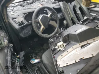 2013 Ford Escape SE с VIN 1FMCU9GX3DUA83460, выставлен на аукционе Copart как лот 58728895 с пробегом Не указан миль и Списание • Salvage title. История ставок и продаж доступна на DreamBid. Изображение 8.