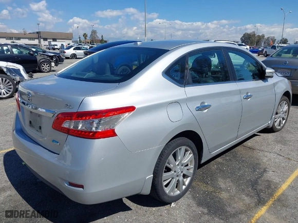 2014 Nissan Sentra SR with VIN 3N1AB7AP3EY309142, listed as a IAAI auction lot 41736206 with 200,238 mi miles. Bid and sale history available at carsss.com. Image 4.