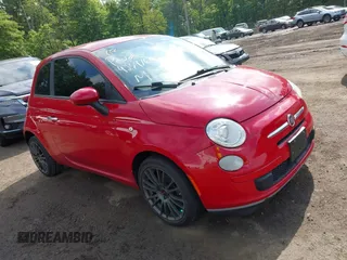 2013 FIAT 500 Pop z VIN 3C3CFFAR9DT674253, wystawiony jako IAAI lot #42397603 z przebiegiem 85 200 mil mil oraz . Historia ofert i sprzedaży dostępna na DreamBid. Obrazek 1.