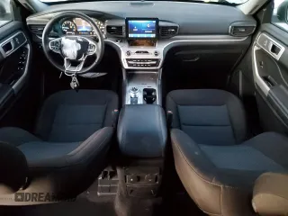 2024 Ford Explorer XLT with VIN 1FMSK7DH9RGA41481, listed as a Copart auction lot 43272945 with 12,559 mi miles and Salvage Title. Bid and sale history available at carsss.com. Image 8.