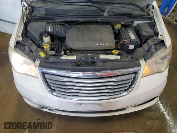 2011 Chrysler Town & Country Limited with VIN 2A4RR6DG1BR782934, listed as a Copart auction lot 48683445 with 177,936 mi miles and Salvage Title. Bid and sale history available at carsss.com. Image 11.