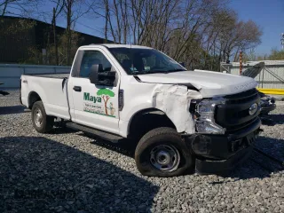 2022 Ford F-250 XL with VIN 1FTBF2B66NEE29514, listed as a Copart auction lot 54845425 with 14,601 mi miles and Salvage title. Bid and sale history available at DreamBid. Image 4.