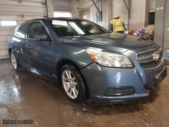 2013 Chevrolet Malibu LT with VIN 1G11C5SA3DF346697, listed as a IAAI auction lot 41832169 with 1 mi miles. Bid and sale history available at carsss.com. Image 1.