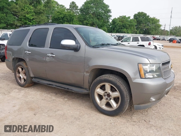 2007 Chevrolet Tahoe LT z VIN 1GNFC13007J351246, wystawiony jako IAAI lot #42270462 z przebiegiem 251 349 mil mil oraz . Historia ofert i sprzedaży dostępna na DreamBid. Obrazek 1.