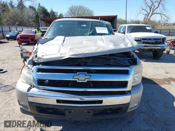 2009 Chevrolet Silverado 1500 LT with VIN 1GCEK29J29Z238478, listed as a IAAI auction lot 41838442 with 156,947 mi miles. Bid and sale history available at carsss.com. Image 13.