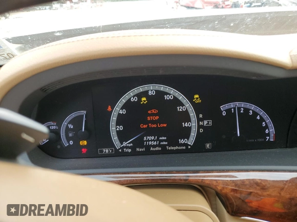 2013 Mercedes-Benz S 550 z VIN WDDNG7DB4DA530161, wystawiony jako Copart lot #58713145 z przebiegiem 119 561 mil mil oraz Szkoda całkowita • Salvage title. Historia ofert i sprzedaży dostępna na DreamBid. Obrazek 9.