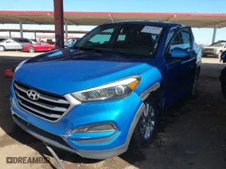 2017 Hyundai Tucson SE with VIN KM8J23A48HU423121, listed as a IAAI auction lot 41772059 with 72,082 mi miles. Bid and sale history available at carsss.com. Image 2.