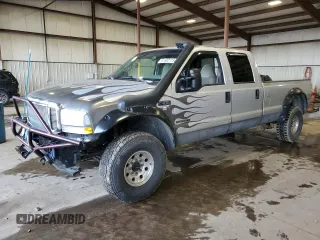 2001 Ford F-250 XL with VIN 1FTNW21F21EB83957, listed as a Copart auction lot 61602715 with 205,738 mi miles and Salvage title. Bid and sale history available at DreamBid. Image 1.