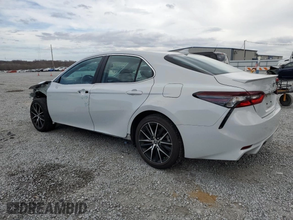 2024 Toyota Camry SE with VIN 4T1T11AK8RU202800, listed as a Copart auction lot 45028525 with 18,355 mi miles and Salvage Title. Bid and sale history available at carsss.com. Image 2.