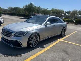 2017 Mercedes-Benz S 550 with VIN WDDUG8FB4HA317568, listed as a Copart auction lot 54989555 with 43,309 mi miles and Salvage Title. Bid and sale history available at carsss.com. Image 2.