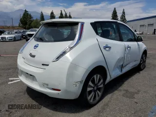 2015 Nissan LEAF SV with VIN 1N4AZ0CP6FC323839, listed as a Copart auction lot 62478103 with 59,069 mi miles. Bid and sale history available at carsss.com. Image 3.