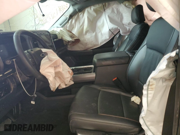 2024 Ford F-250 XL with VIN 1FT8W2BT4REF94743, listed as a Copart auction lot 59032215 with 6,661 mi miles and Salvage title. Bid and sale history available at DreamBid. Image 7.