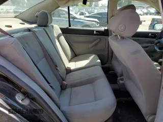 2004 Volkswagen Jetta GL с VIN 3VWRA69M94M141176, выставлен на аукционе Copart как лот 52260625 с пробегом 143 819 миль миль и Чистый • Clean title. История ставок и продаж доступна на DreamBid. Изображение 10.