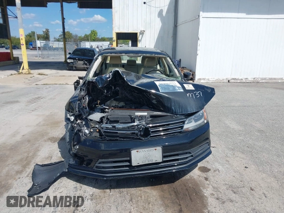 2015 Volkswagen Jetta Sedan 1.8T SE w/Connectivity with VIN 3VWD07AJ2FM255186, listed as a IAAI auction lot 35986577 with 7,853 mi miles. Bid and sale history available at carsss.com. Image 12.