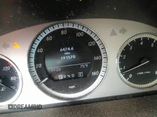 2011 Mercedes-Benz GLK GLK 350 with VIN WDCGG8HB0BF670401, listed as a IAAI auction lot 42027976 with 191,570 mi miles. Bid and sale history available at carsss.com. Image 7.