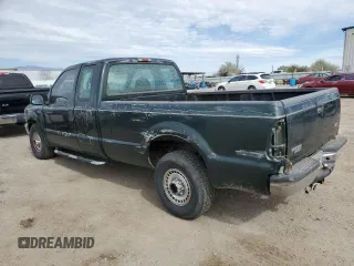 2001 Ford Super Duty F-250 XL with VIN 1FTNX20L51EB89479, listed as a Copart auction lot 44643285 with 219,690 mi miles and Salvage Title. Bid and sale history available at carsss.com. Image 2.