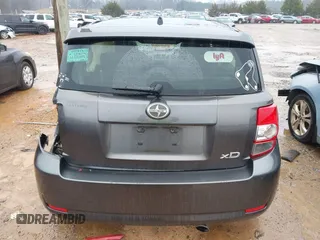 2013 Scion xD z VIN JTKKUPB40D1032381, wystawiony jako IAAI lot #41212704 z przebiegiem 209 858 mil mil oraz . Historia ofert i sprzedaży dostępna na DreamBid. Obrazek 16.
