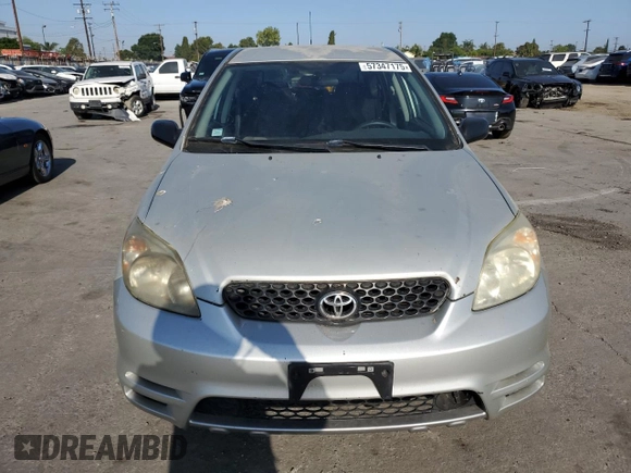 2003 Toyota Matrix Std z VIN 2T1KR32E73C140338, wystawiony jako Copart lot #57347175 z przebiegiem 236 764 mil mil oraz Czysty tytuł • Clean title. Historia ofert i sprzedaży dostępna na DreamBid. Obrazek 5.