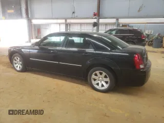 2007 Chrysler 300 with VIN 2C3LA43R47H807305, listed as a Copart auction lot 43936705 with 160,622 mi miles and Clean Title. Bid and sale history available at carsss.com. Image 2.