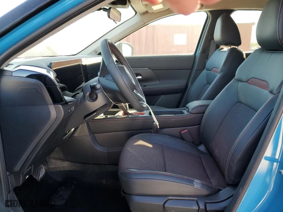 2025 Nissan Kicks SR with VIN 3N8AP6DA3SL311003, listed as a Copart auction lot 83018884 with 409 mi miles and Salvage Title. Bid and sale history available at carsss.com. Image 7.