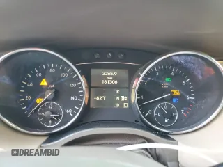 2010 Mercedes-Benz R 350 with VIN 4JGCB6FE2AA112593, listed as a Copart auction lot 75841174 with 181,506 mi miles and Salvage Title. Bid and sale history available at carsss.com. Image 9.
