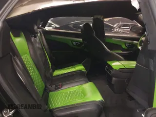 2019 Lamborghini Urus z VIN ZPBUA1ZL4KLA03222, wystawiony jako IAAI lot #41920029 z przebiegiem 57 055 mil mil oraz . Historia ofert i sprzedaży dostępna na DreamBid. Obrazek 8.